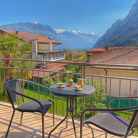 Villa Desy Riva del Garda Exterior foto