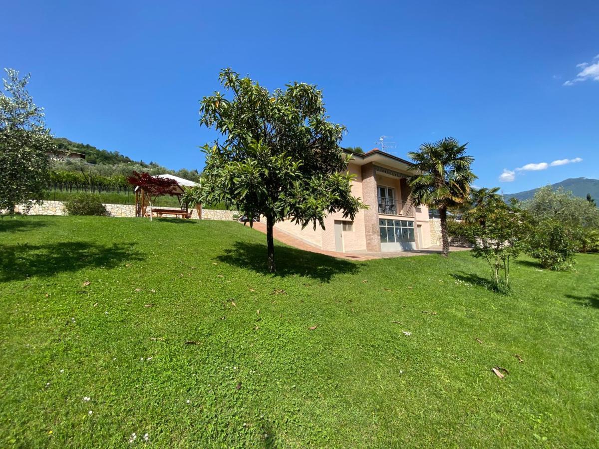 Villa Desy Riva del Garda Exterior foto
