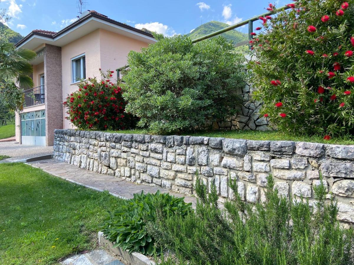 Villa Desy Riva del Garda Exterior foto
